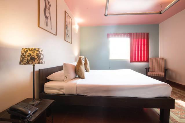 G 49 Bed & Breakfast 新德里 外观 照片