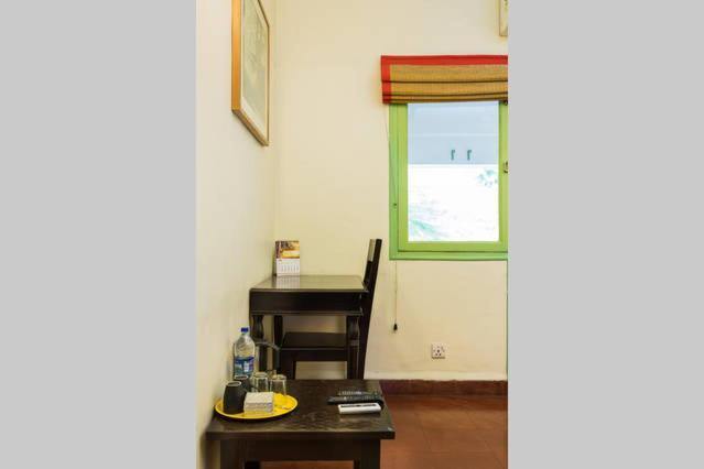 G 49 Bed & Breakfast 新德里 外观 照片